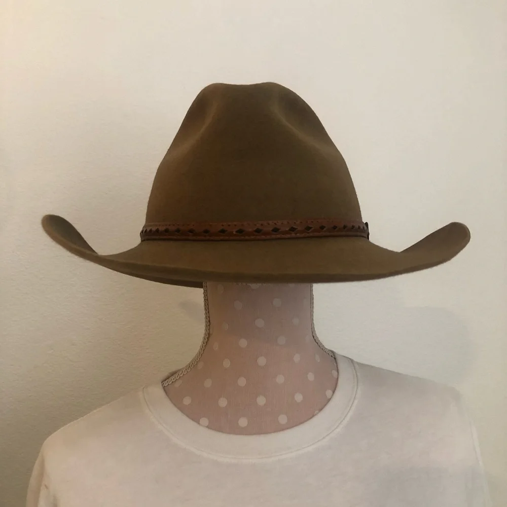 Nice Man’s Hat - Picture 4 of 7